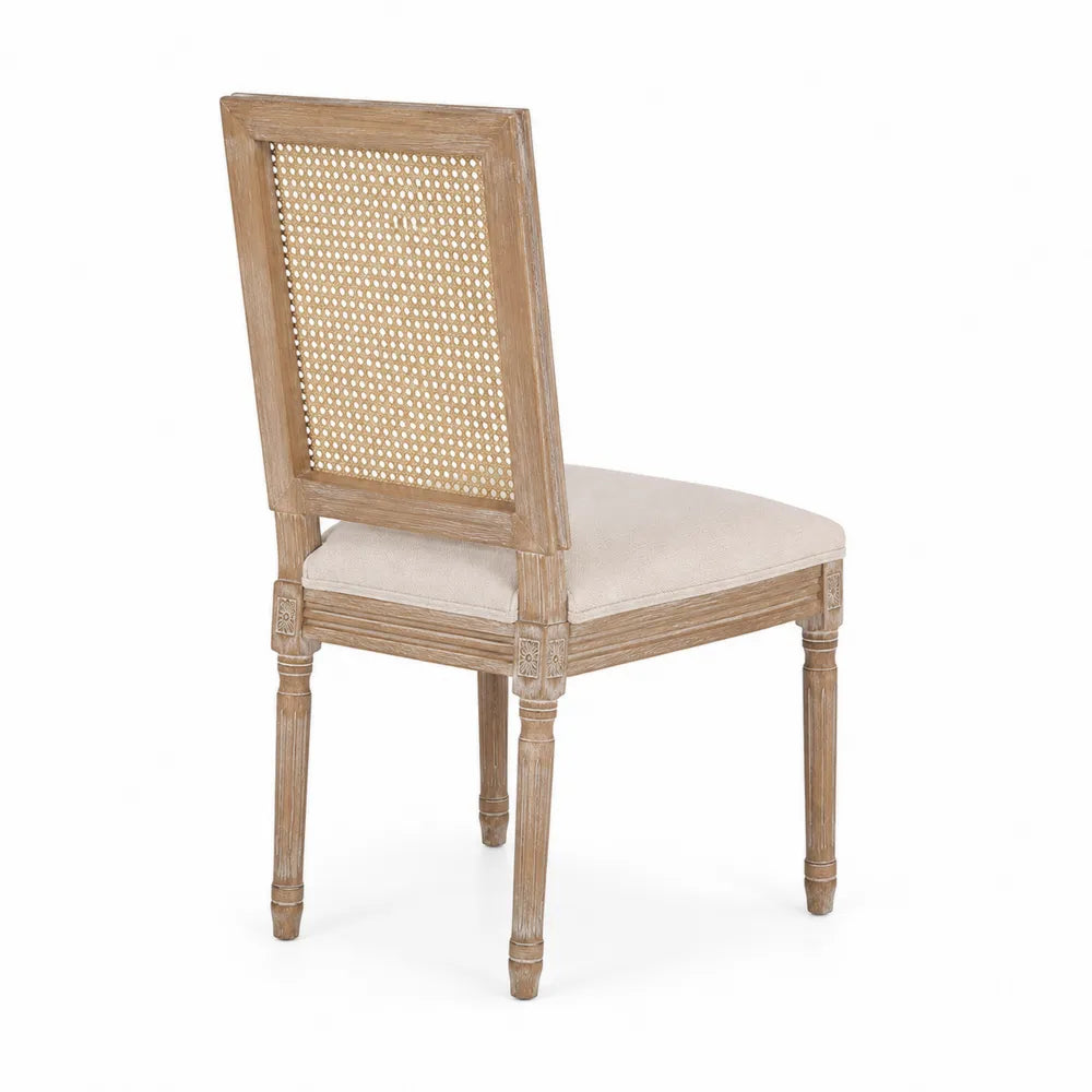 Sedia in legno con schienale in rattan e seduta beige